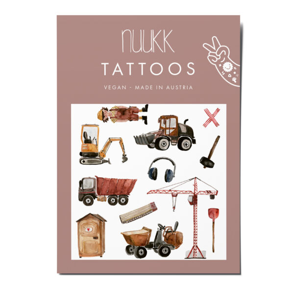 nuukk nachhaltige Kindertattoos “Baustelle” mit Illustrationen von Halfbird. Aquarellzeichnungen mit Bagger, Planierraupe, Kran, Lastwagen, Klohäuschen, Zementmischer und einer Bauarbeiterin