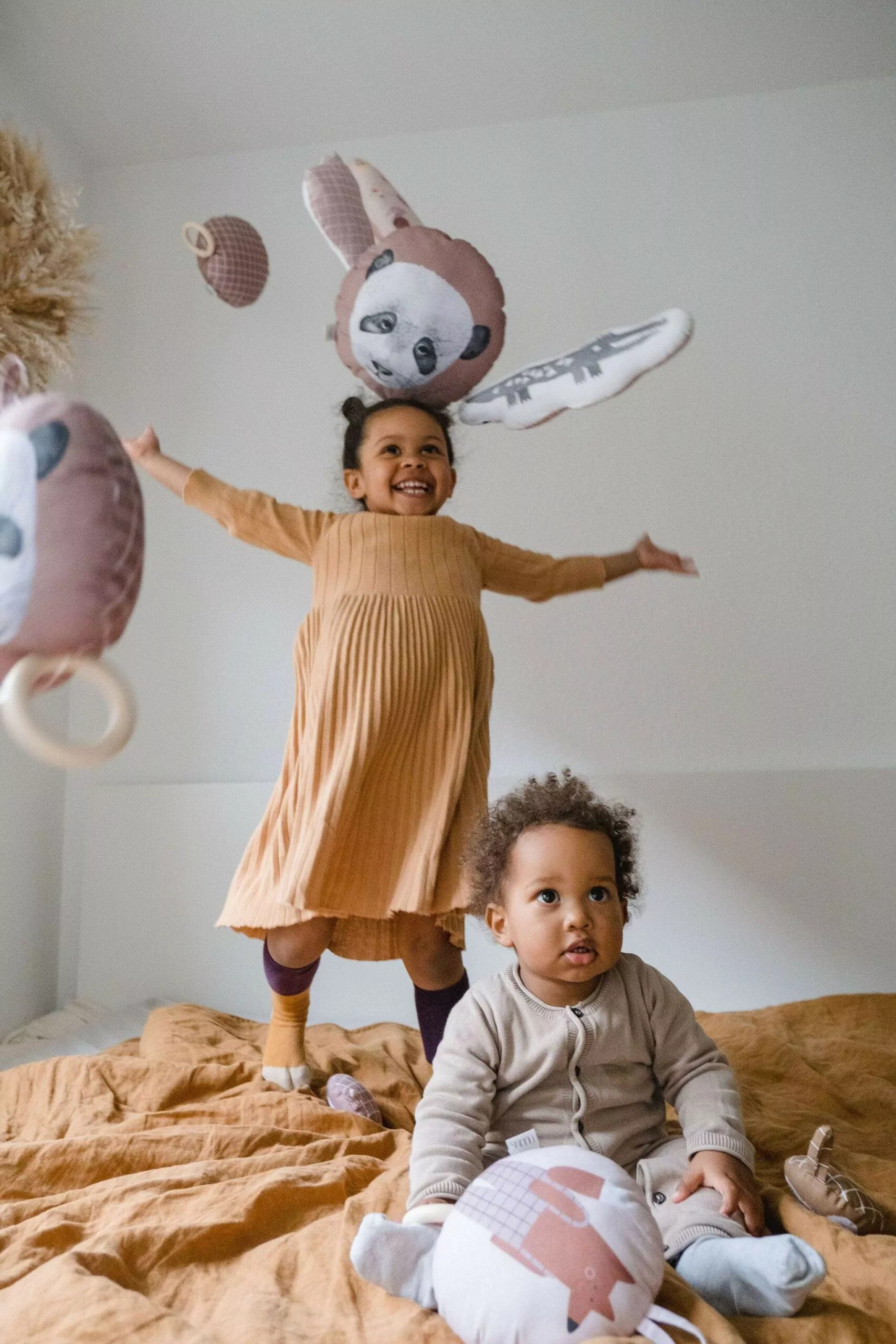 Spieluhr mit Beissring “Panda” – Bild 3