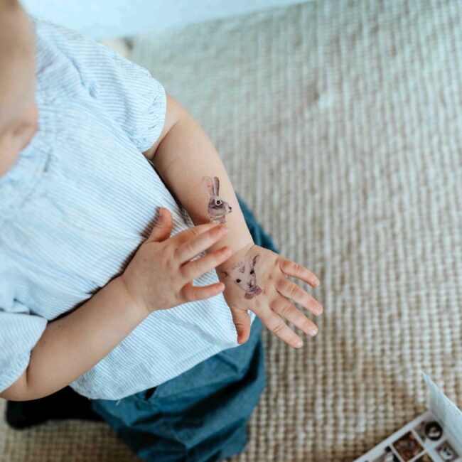 Tiere Kindertattoos mit Hase und Lamm von nuukk