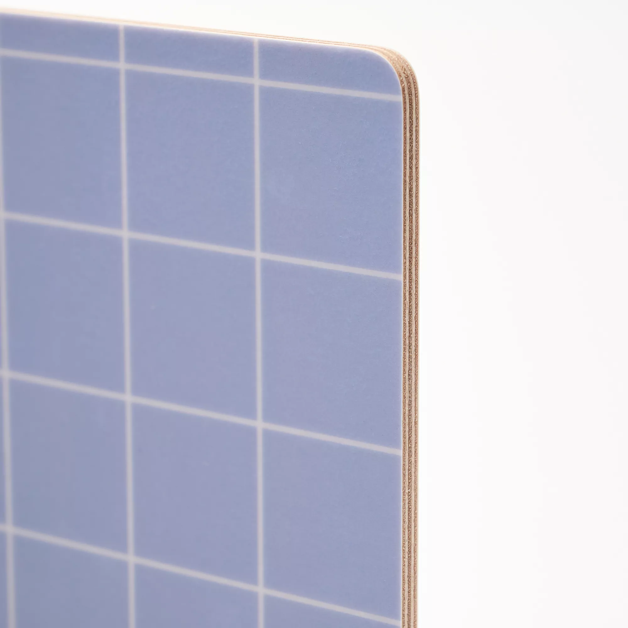 schneidebrett detailaufnahme, rueckseite, furniertes holz