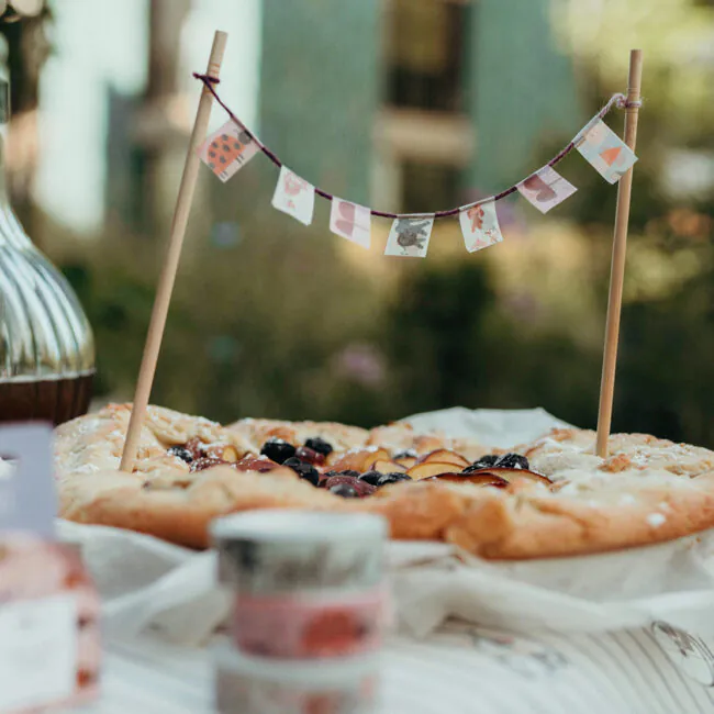 Sommerparty, nuukk, Sommerparty für Kinder, Wimpelkette mit Washitape, Kuchentopper selber machen