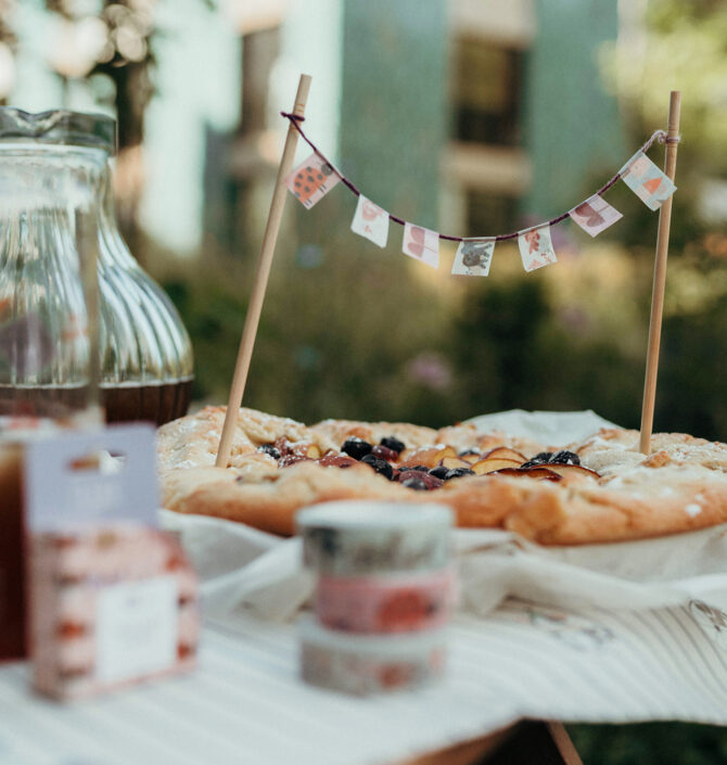 Sommerparty, nuukk, Sommerparty für Kinder, Wimpelkette mit Washitape, Kuchentopper selber machen