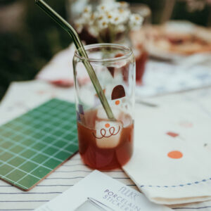 Sommerparty, nuukk, Gläser mit Porzellansticker verzieren, Sommer-Drink, Sommerparty für Kinder