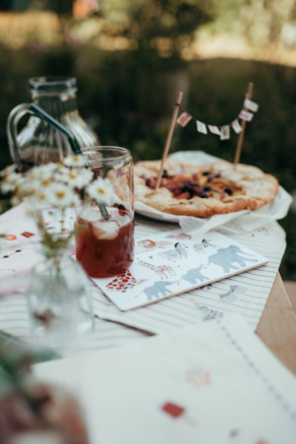 Sommerparty, nuukk, Sommerparty für Kinder, Wimpelkette mit Washitape, Kuchentopper selber machen