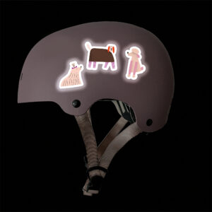 Reflexsticker hunde mockupHelm dunkel web