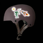 Reflexsticker space Helm mockup dunkel web